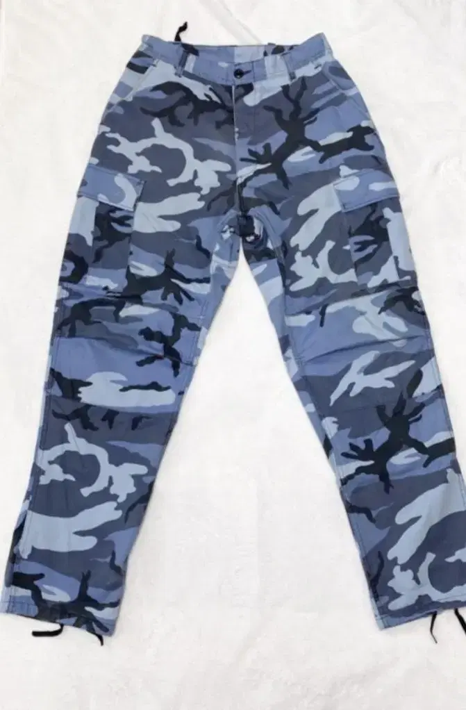 Sora Camo Cargo Pants