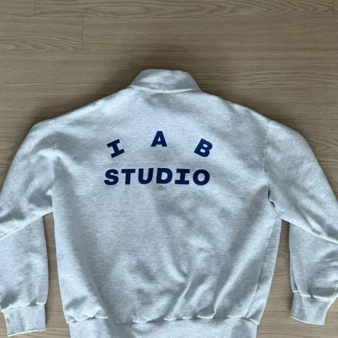 IAB Studio Half Zip Pullover Light Gray