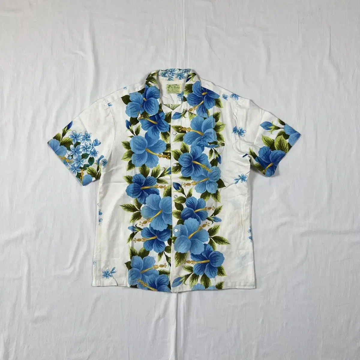 60s ui maikai Hawaiian short sleeve shirt southern