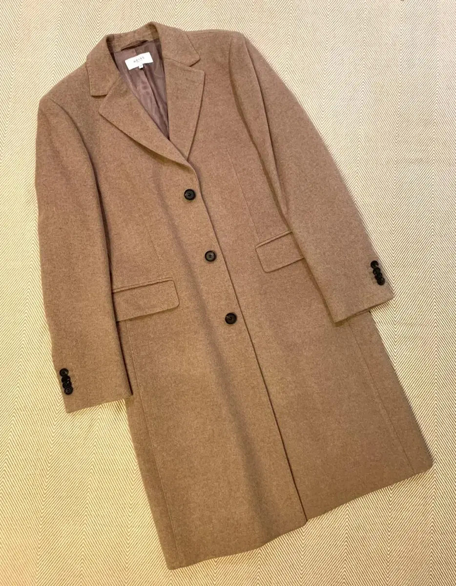 72->52 lease camel coat single coat chesterfield coat 100 105 new