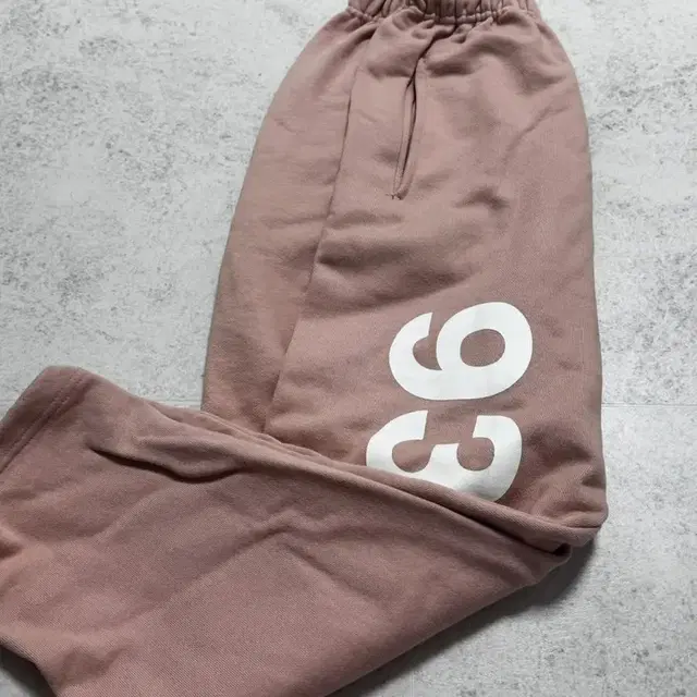 939 LOGO SWEAT PANTS (PINK)