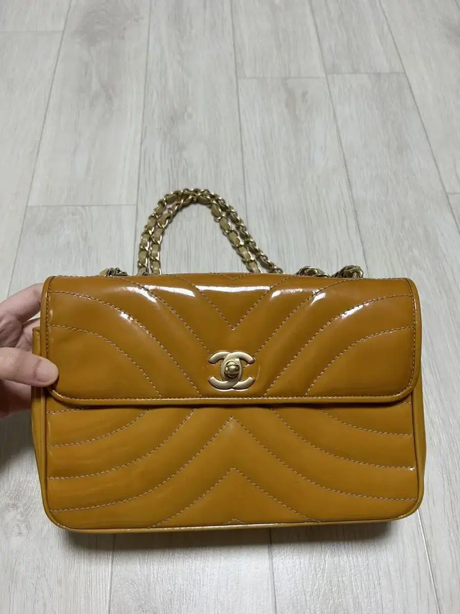 Chanel Chevron Fei Mini Bag