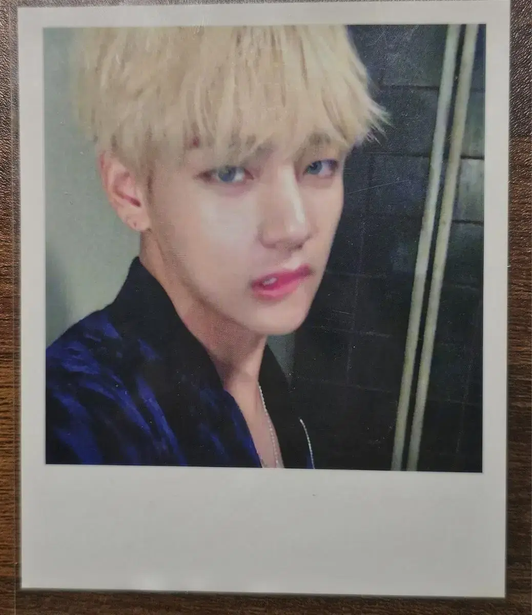 bangtan kim taehyung V bloodtears wings photocard