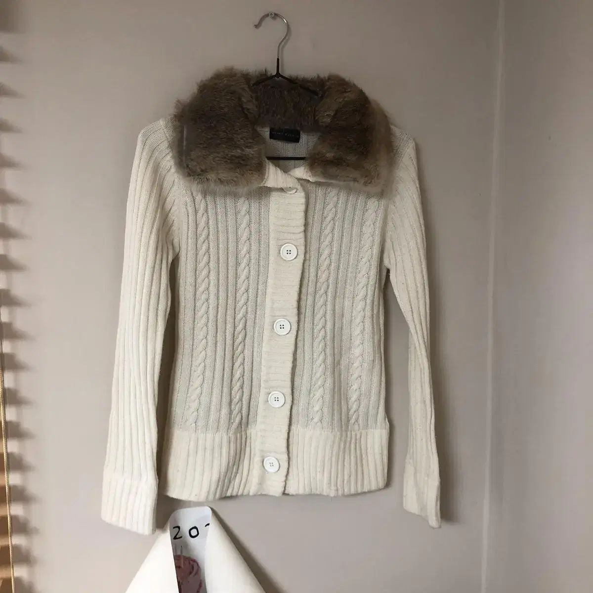 Vintage Putielal fur white knit cd