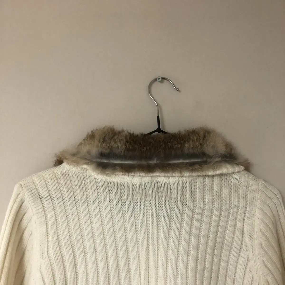 Vintage Putielal fur white knit cd