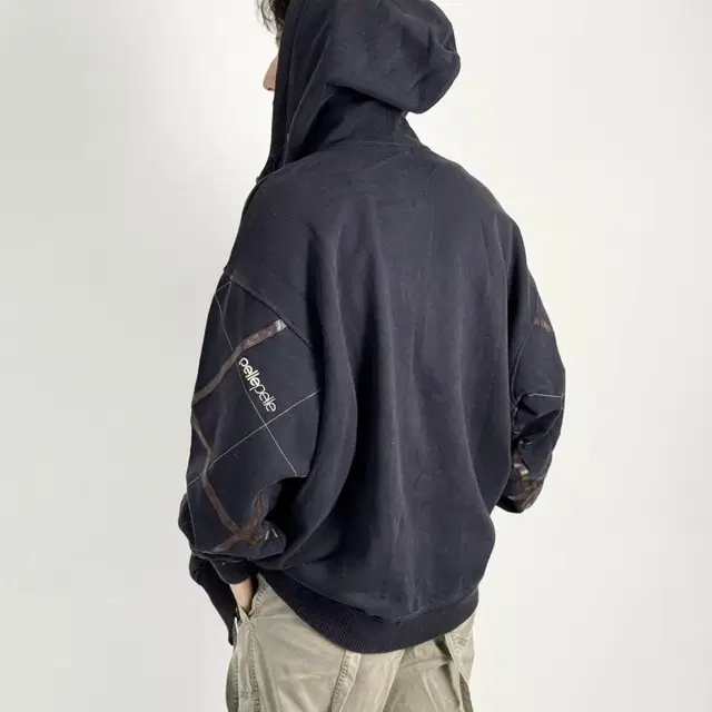 Vintage pelle pelle oversize hood zip up