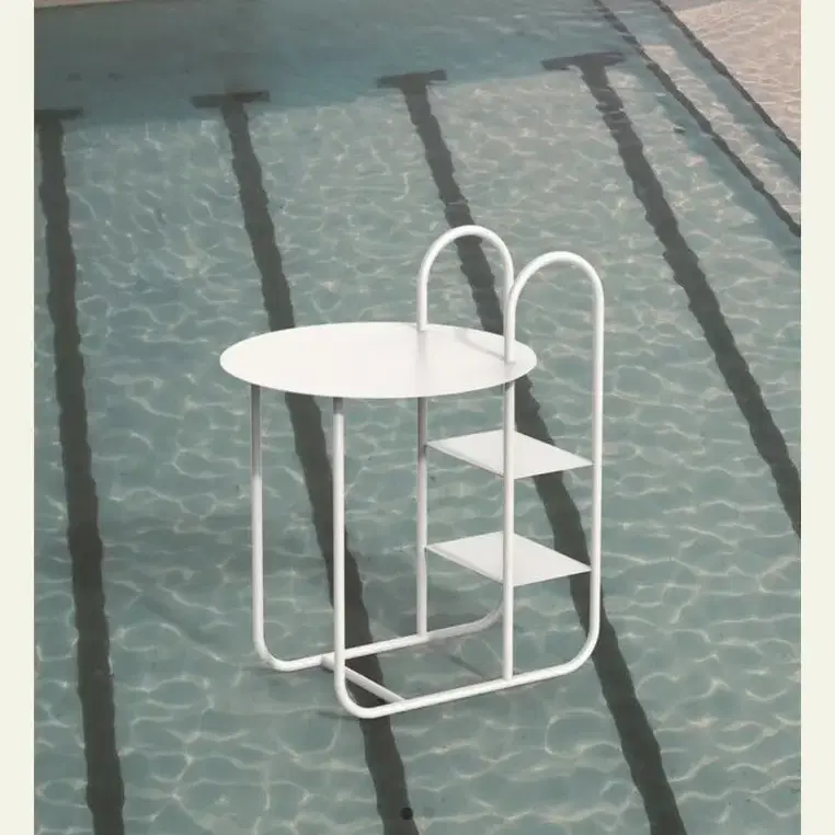 Piscina table 팝니다.