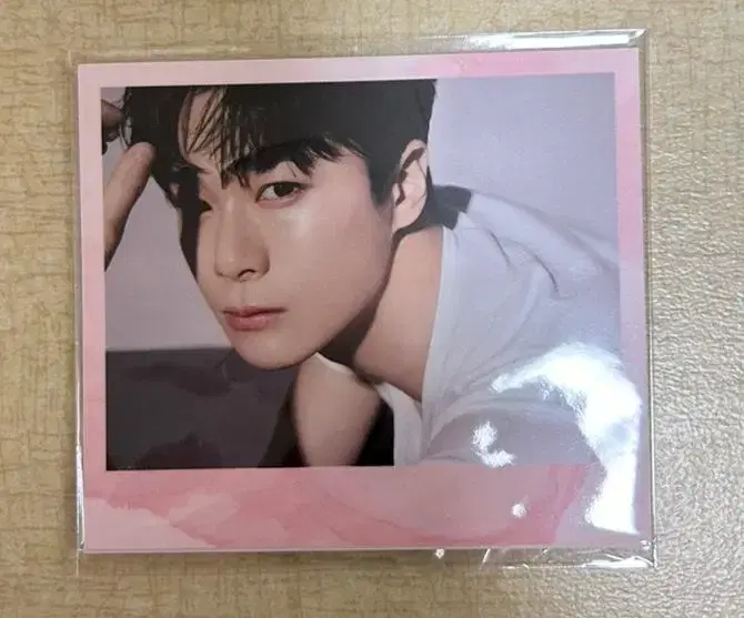 Quick!) moonbin jay jun photocard