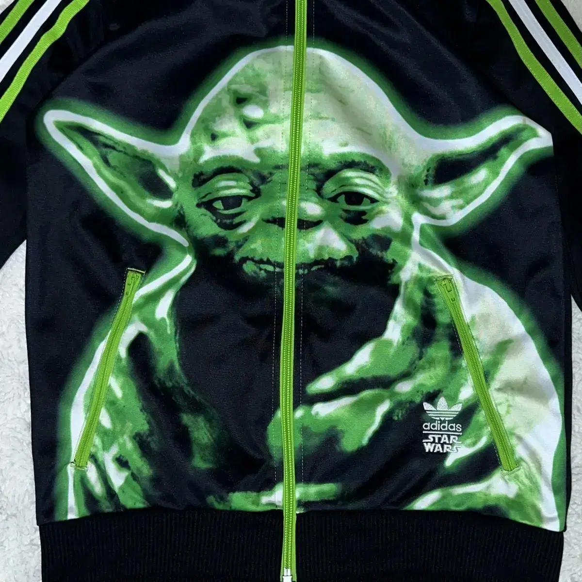 Adidas x Starwars yoda jersey 아디다스 저지