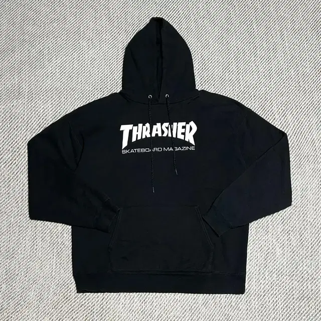 [ L ] Thrasher 트래셔 블랙 후드티