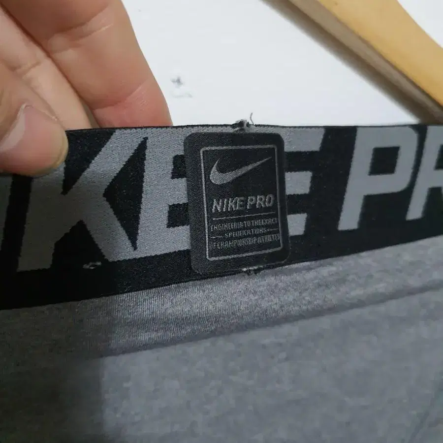 nike pro 타이즈 신품 라지 그레이 회색 피티 운동 스포츠