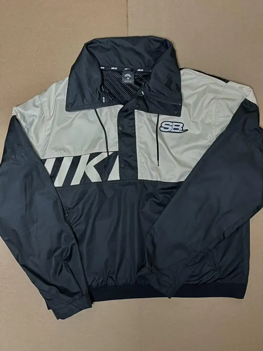 Nike SB Anorak Jacket L (100)