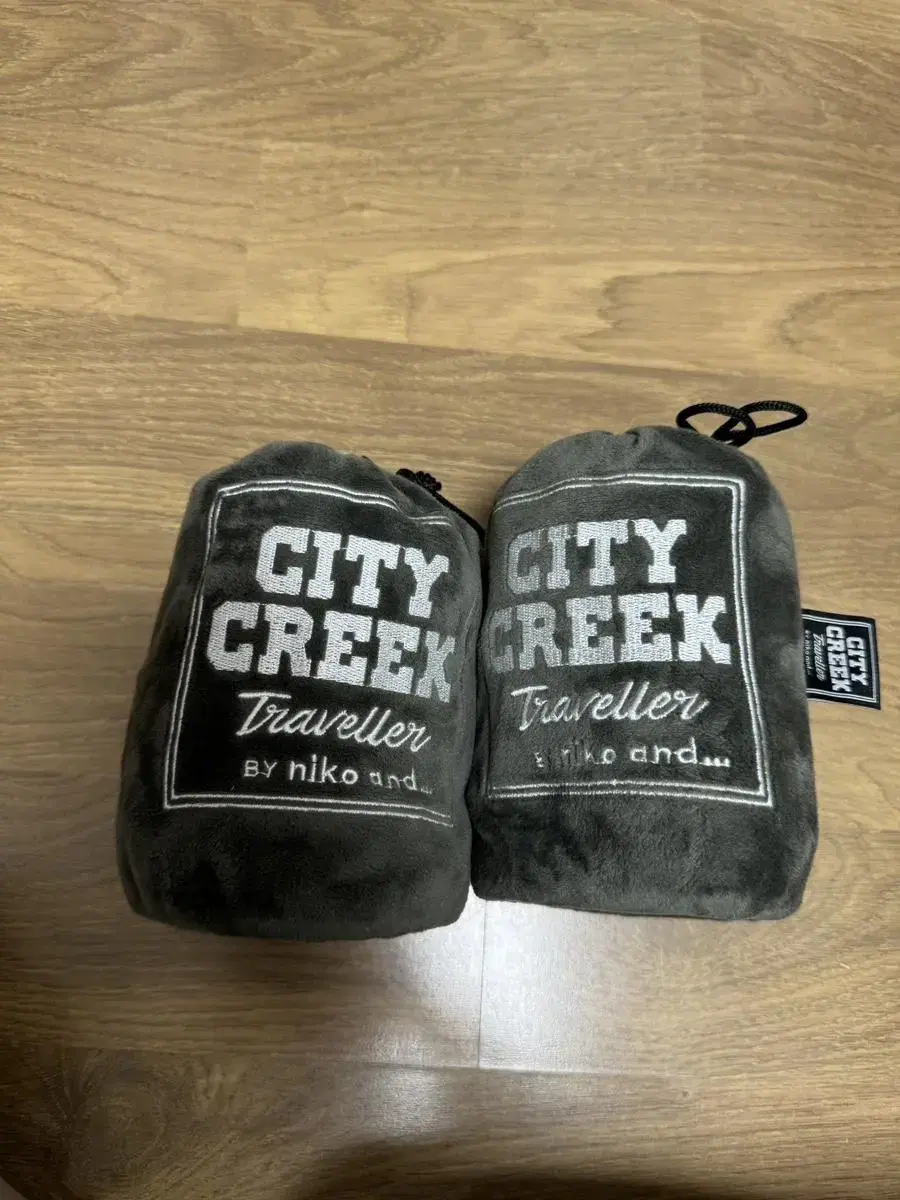 CITY CREEK 여행용 목베개 목쿠션 넥쿠션