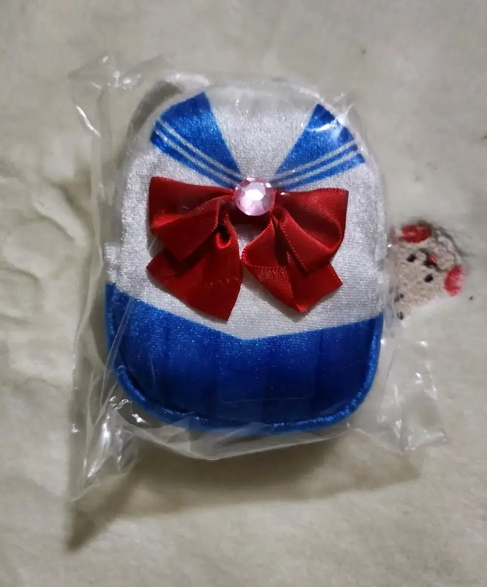 Sailor Moon backpack-shaped pow