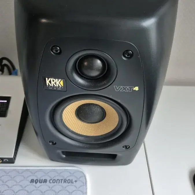 krk vxt4 1통 팝니다