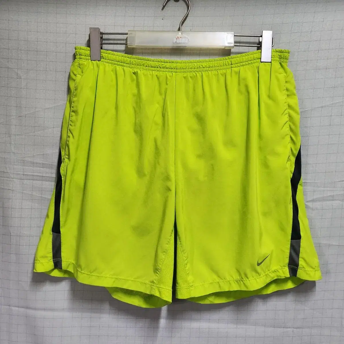 Nike Sports Shorts (XL)