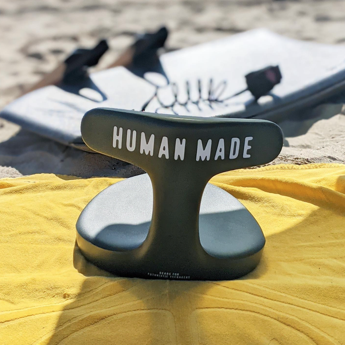 휴먼 메이드 x 아유르 체어 Human made Ayur-chair