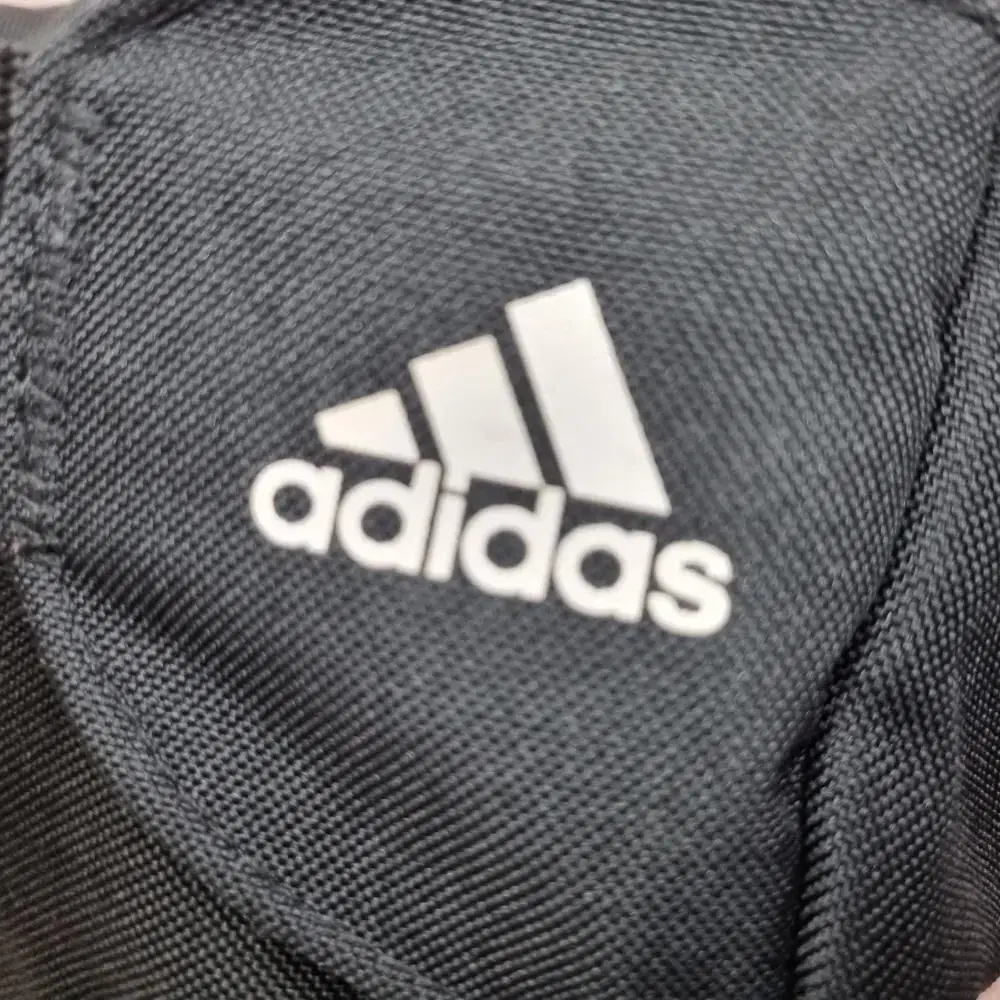 Z3996 아디다스 힙색 허리가방 슬링백 퍼포먼스 ADIDAS