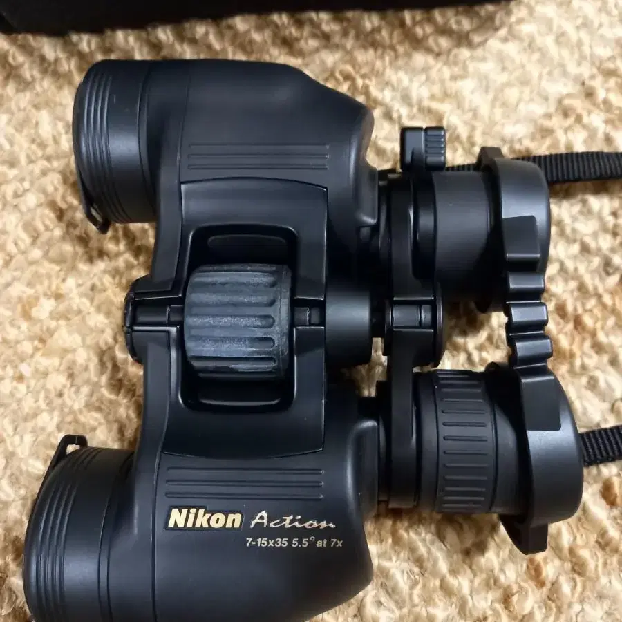 망원경 NIKON Action