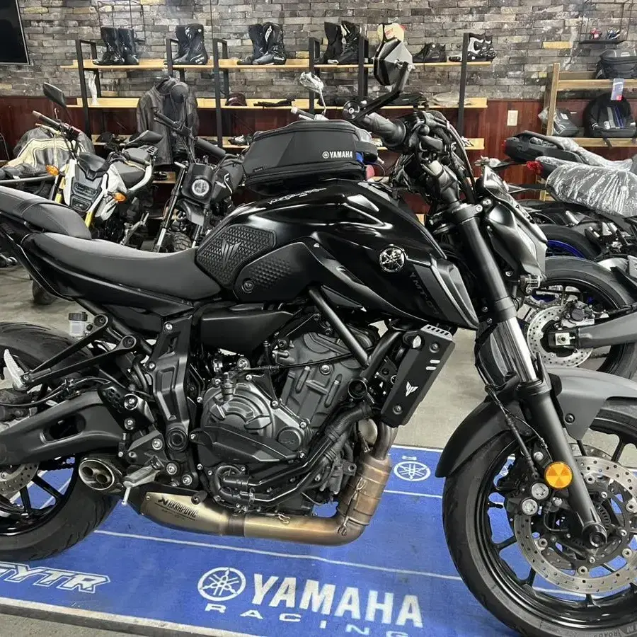 2021년 야마하 YAMAHA MT07 풀튜닝 중고 팝니다