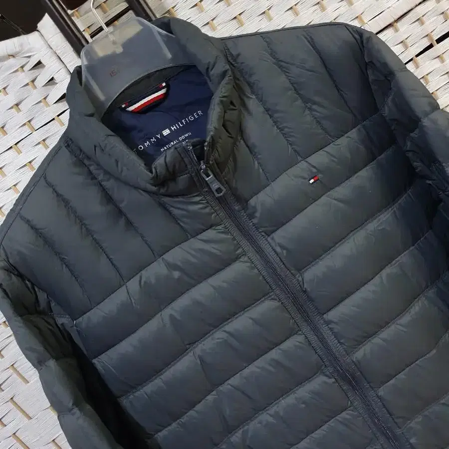 (1531) Tommy Hilfiger 타미힐피거 다운 경량 패딩 XL