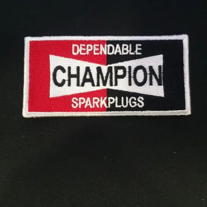 (새제품)고급자수와펜 레어템 Champion Spark Plug