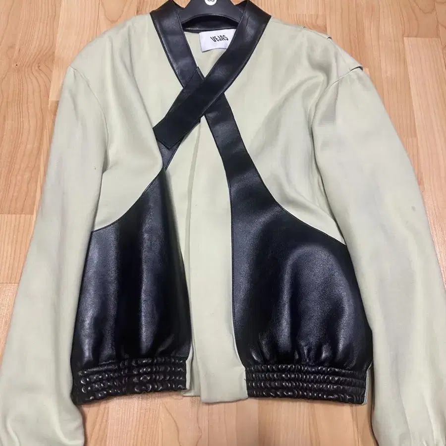 Vejas jacket