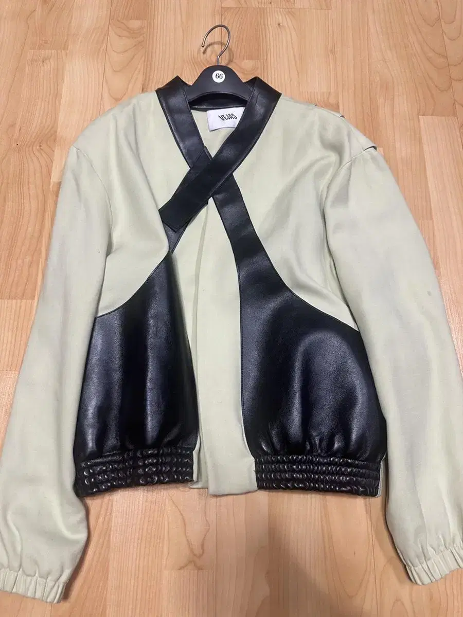 Vejas jacket