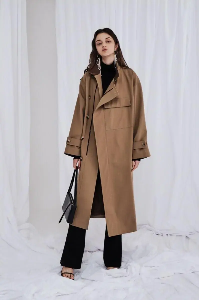 POCKET TRENCH COAT BEIGE