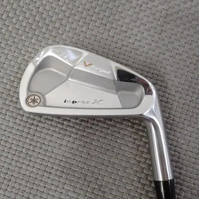 YAMAHA INPRESS X VForged 4-ironH Tour AD 75 R