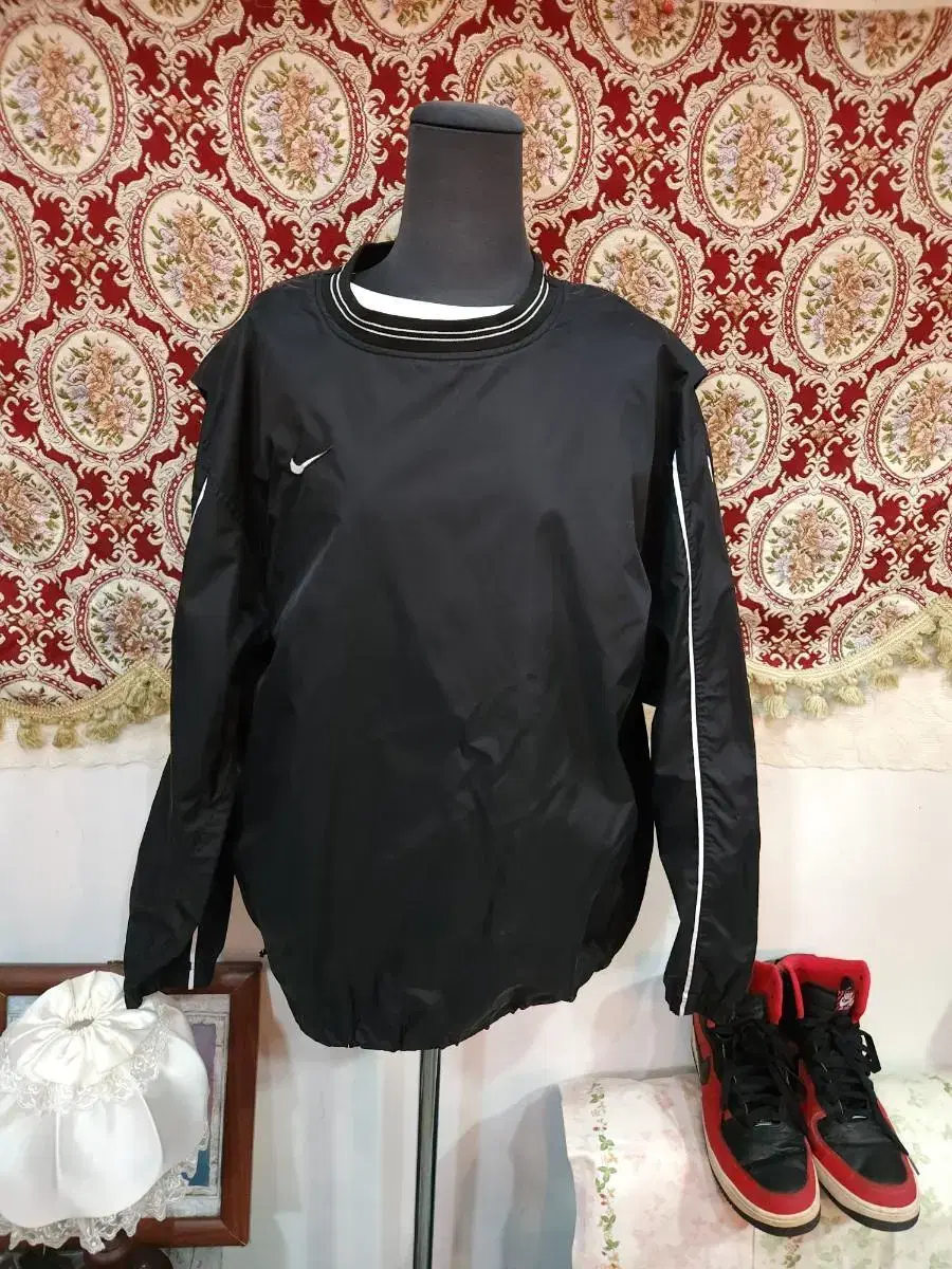 Nike TEAM 90s 00s Swoosh Peep Toe Warm-Up Tops