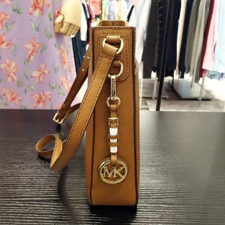 MICHAELKORS 마이클코어스 가방 메신저백