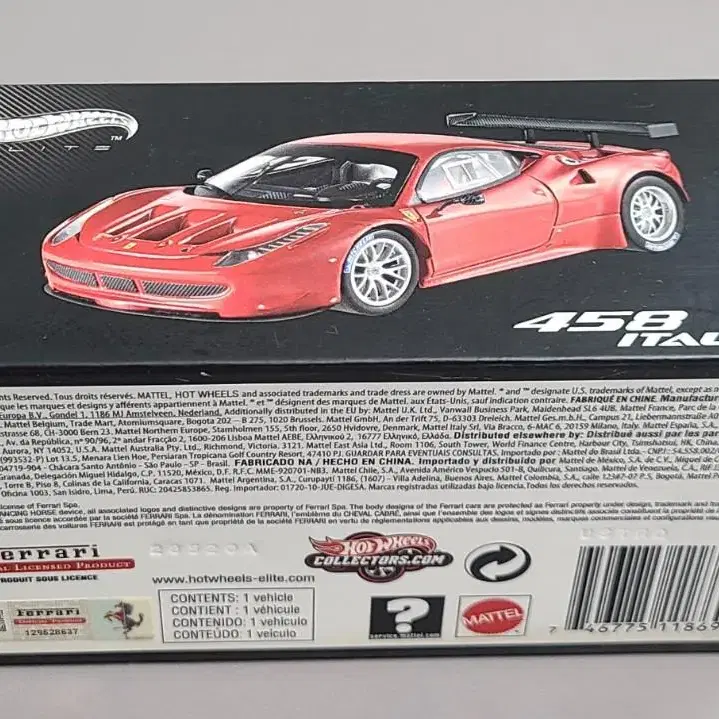 1:43 HOTWHEELS FERRARI 458 ITALIA GT2