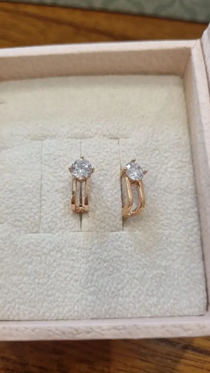 14k earrings