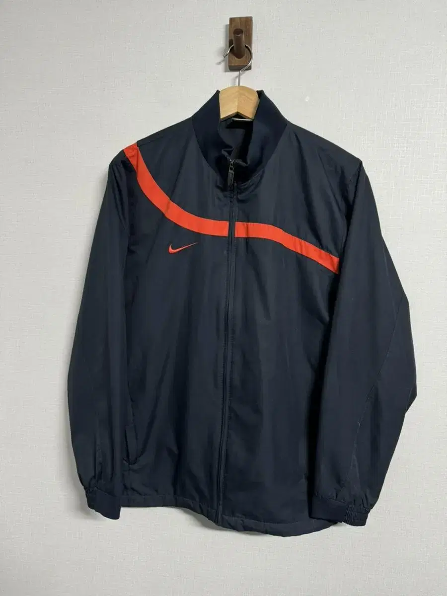 (95)Nike Woven Training Swoosh Zip-up Jacket