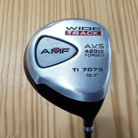 AMF WIDE TRACK AVS 드라이버 105도 R