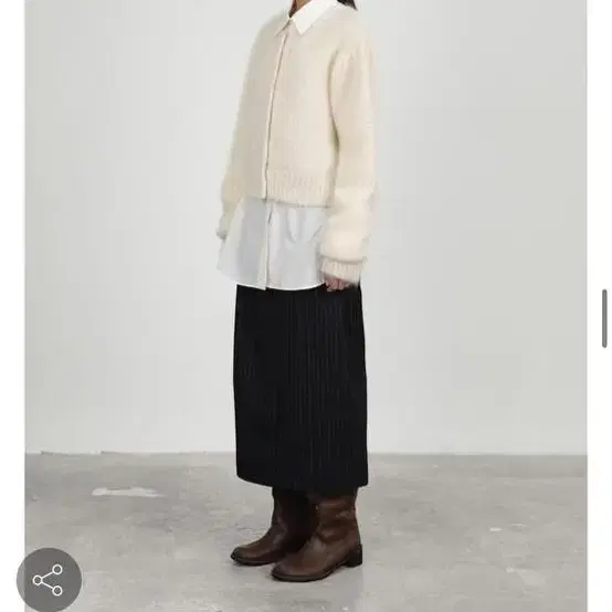 아모멘토 스커트 팝니다STRIPE WOOL GARCONNE SKIRT