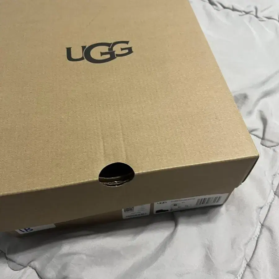 UGG 어그 클래식 울트라 미니 플랫폼 부츠 블랙 230 6W