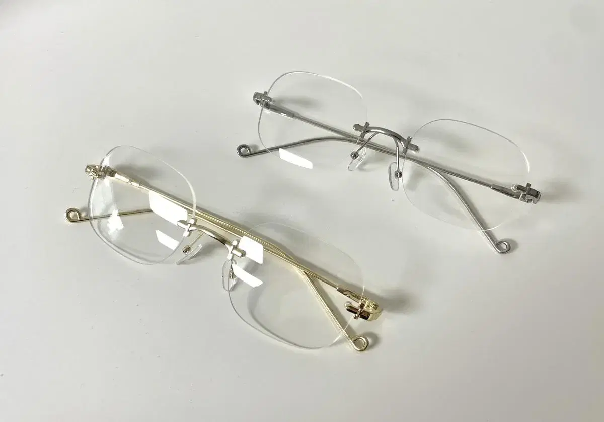 [New Products] Unisex Geek Chic Look Y2K Rimless Glasses