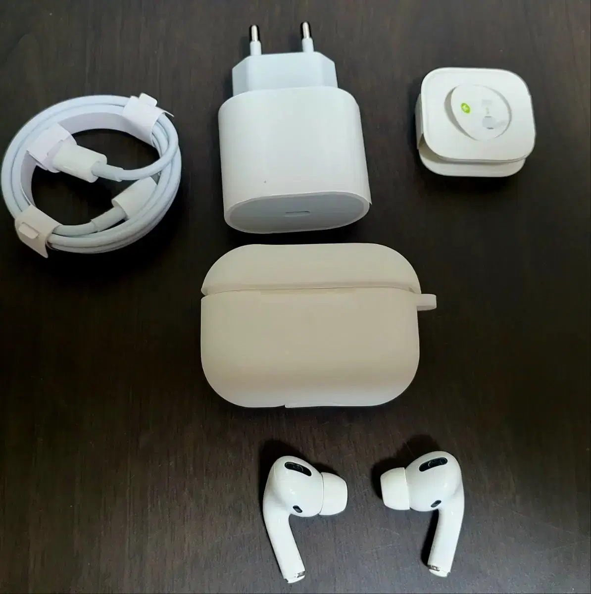 ConditionGood condition Apple AirPods Pro1 Full Configuration for sale cheap/ Full Configuration