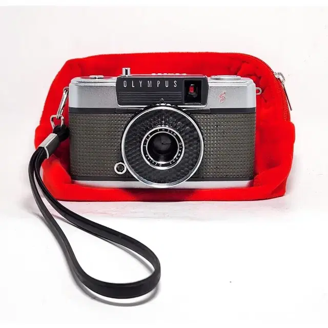 올림푸스 OLYMPUS PEN EE 하프카메라.정상작동.