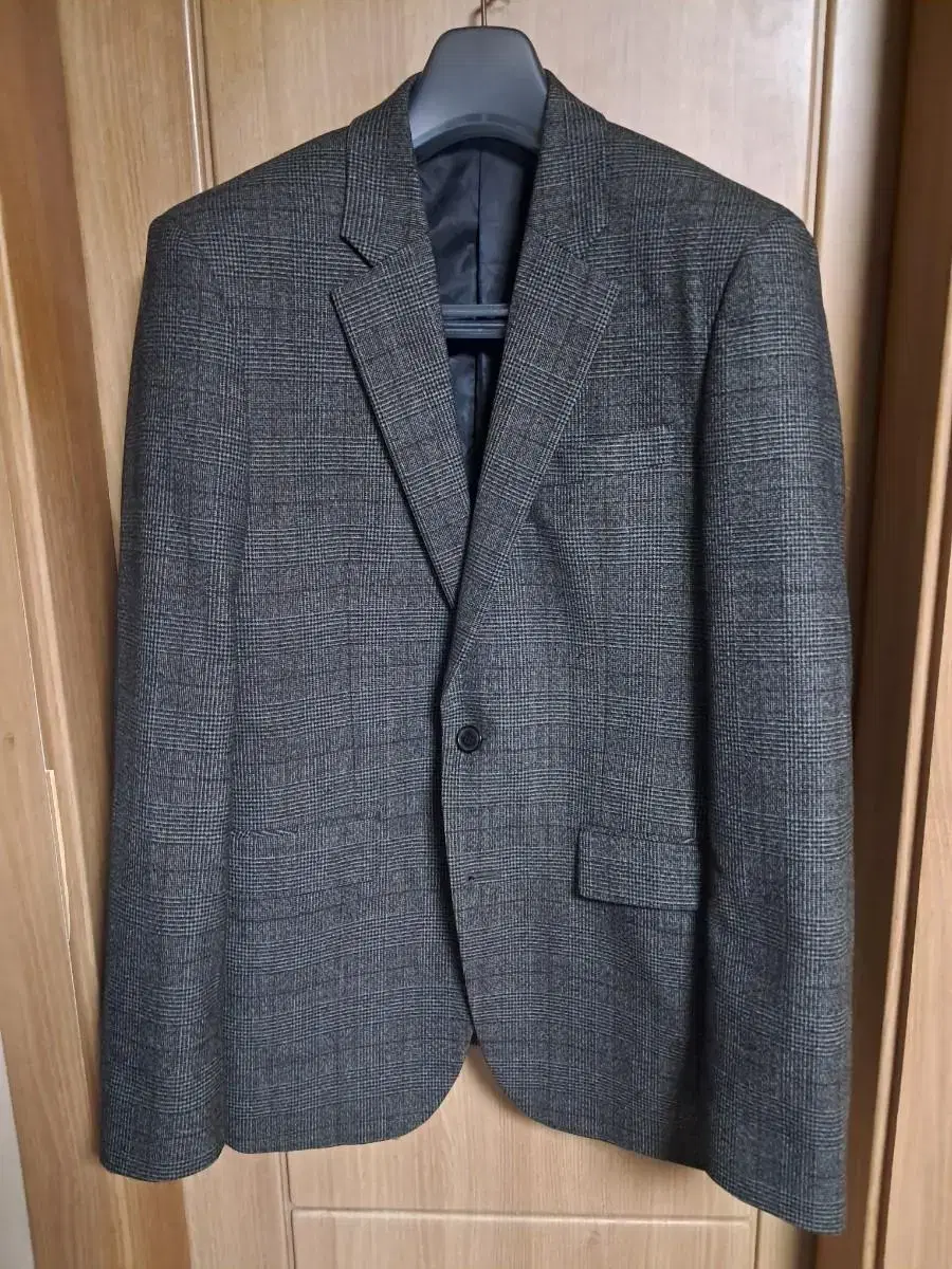 Komodo Bom Gaeul Suit Jacket 95