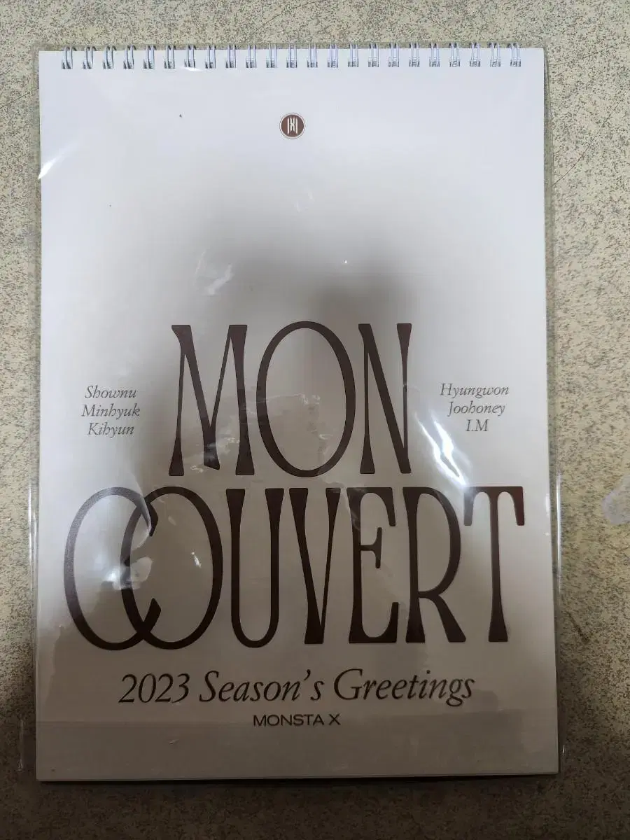 2023 monsta x season's greetings Desk Calendar