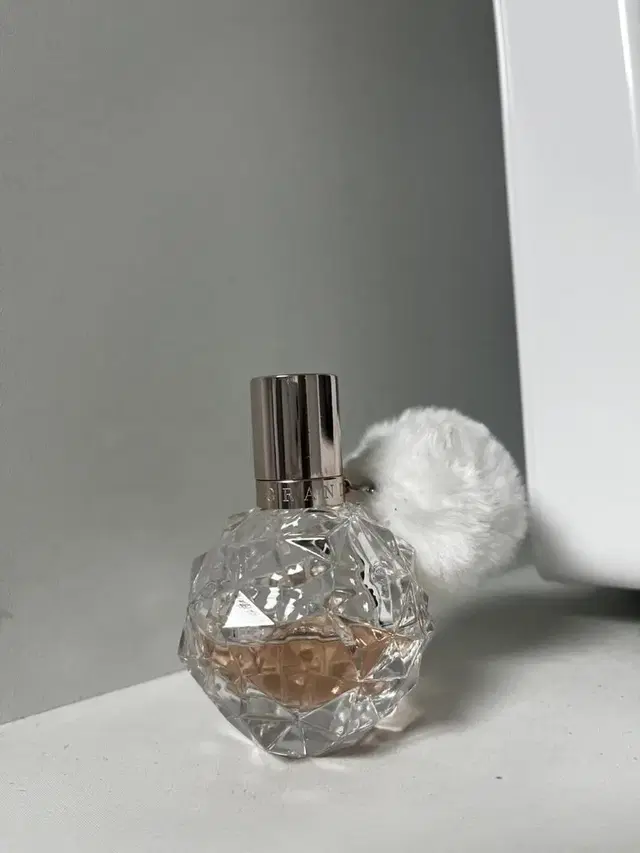 아리아나그란데 아리 오드퍼퓸 30ml