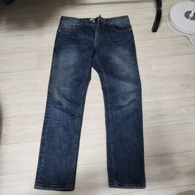 페이탈리즘 Tydi crop jean 0064 46사이즈