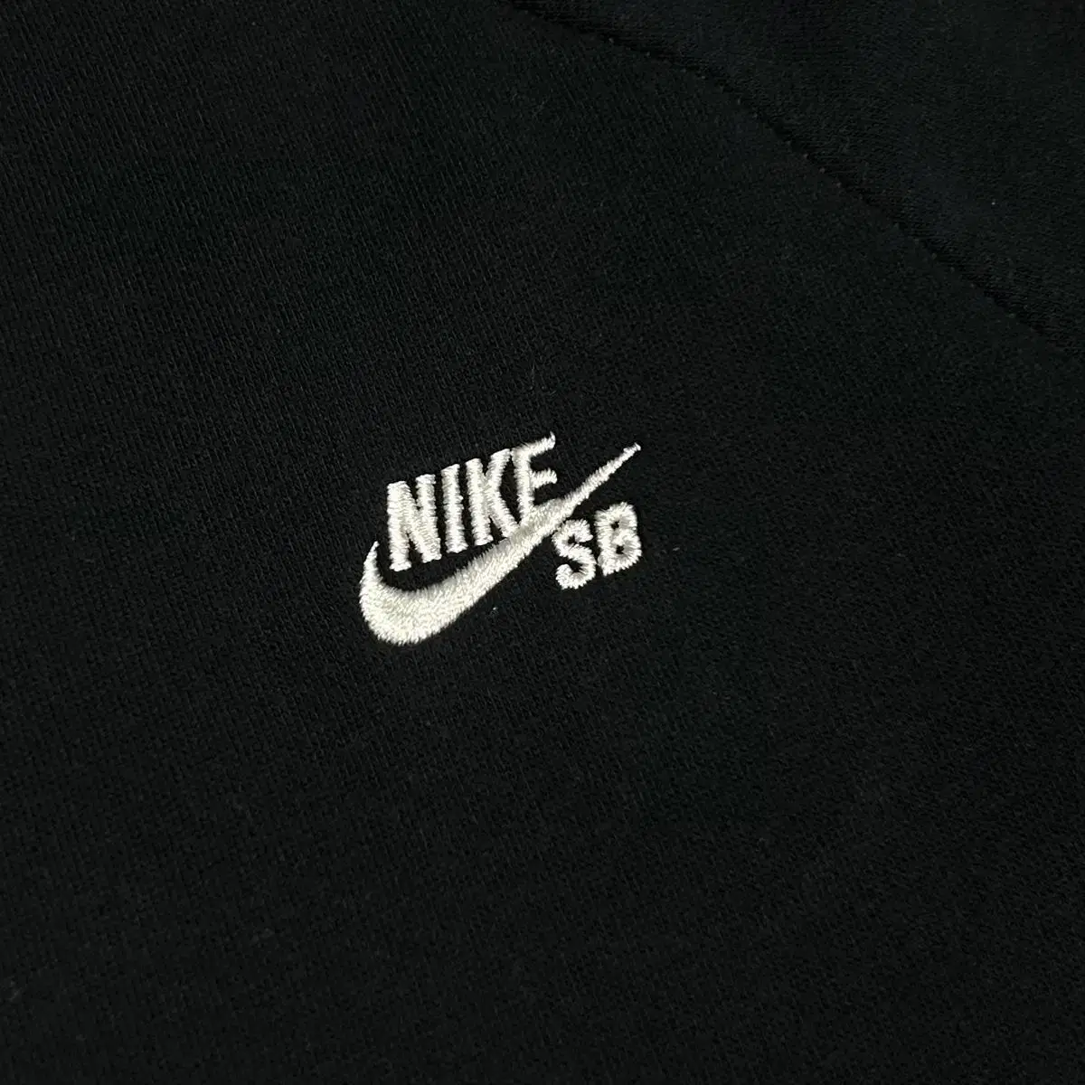 [ M ] Nike sb 나이키sb 라운드 맨투맨