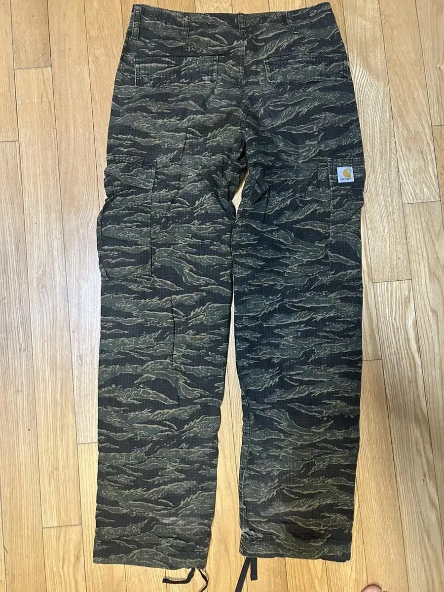 Calhart limited edition Camo Cargo Pants