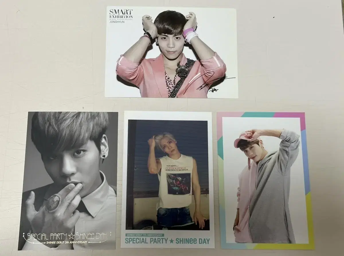 SHINee jonghyun SM Official postcard ( SM Exhibition 5Party 7Party 9Party )