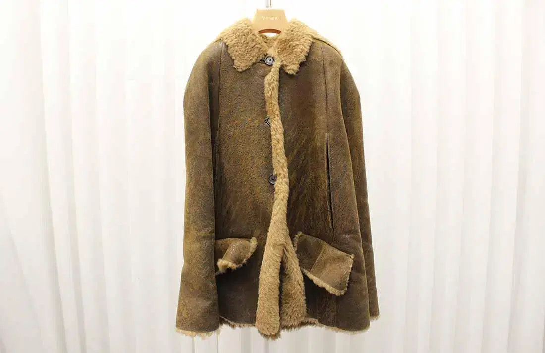 [Used]Miu Miu FW19 Mantella Shearling Sheepskin Cape Moro Mustang Jacket