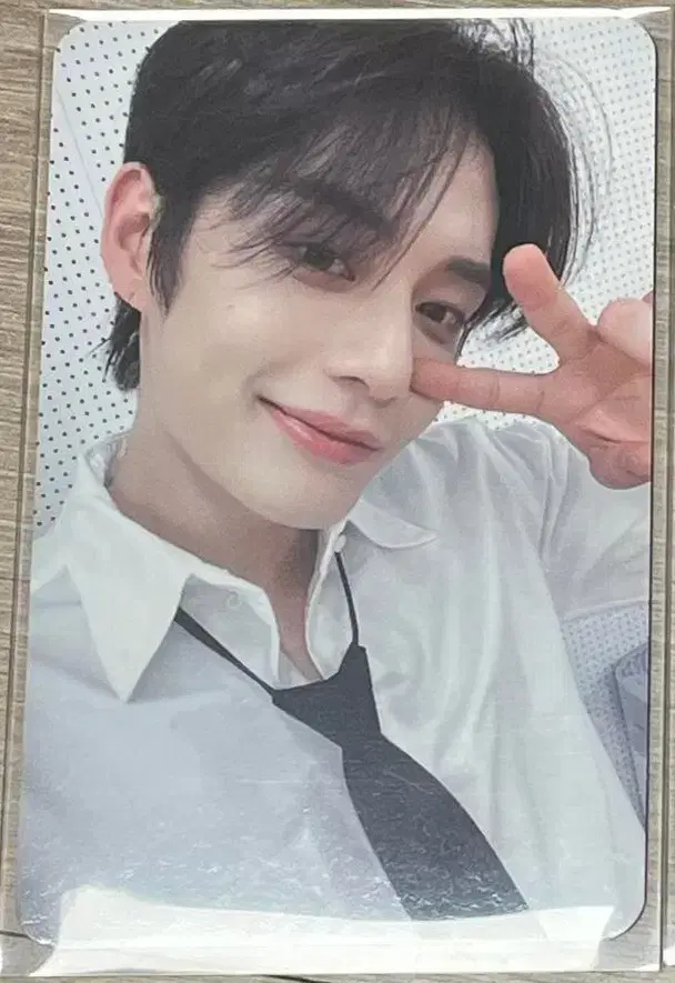 zerobaseone zb1 kim jiwoong busan everline tie photocard